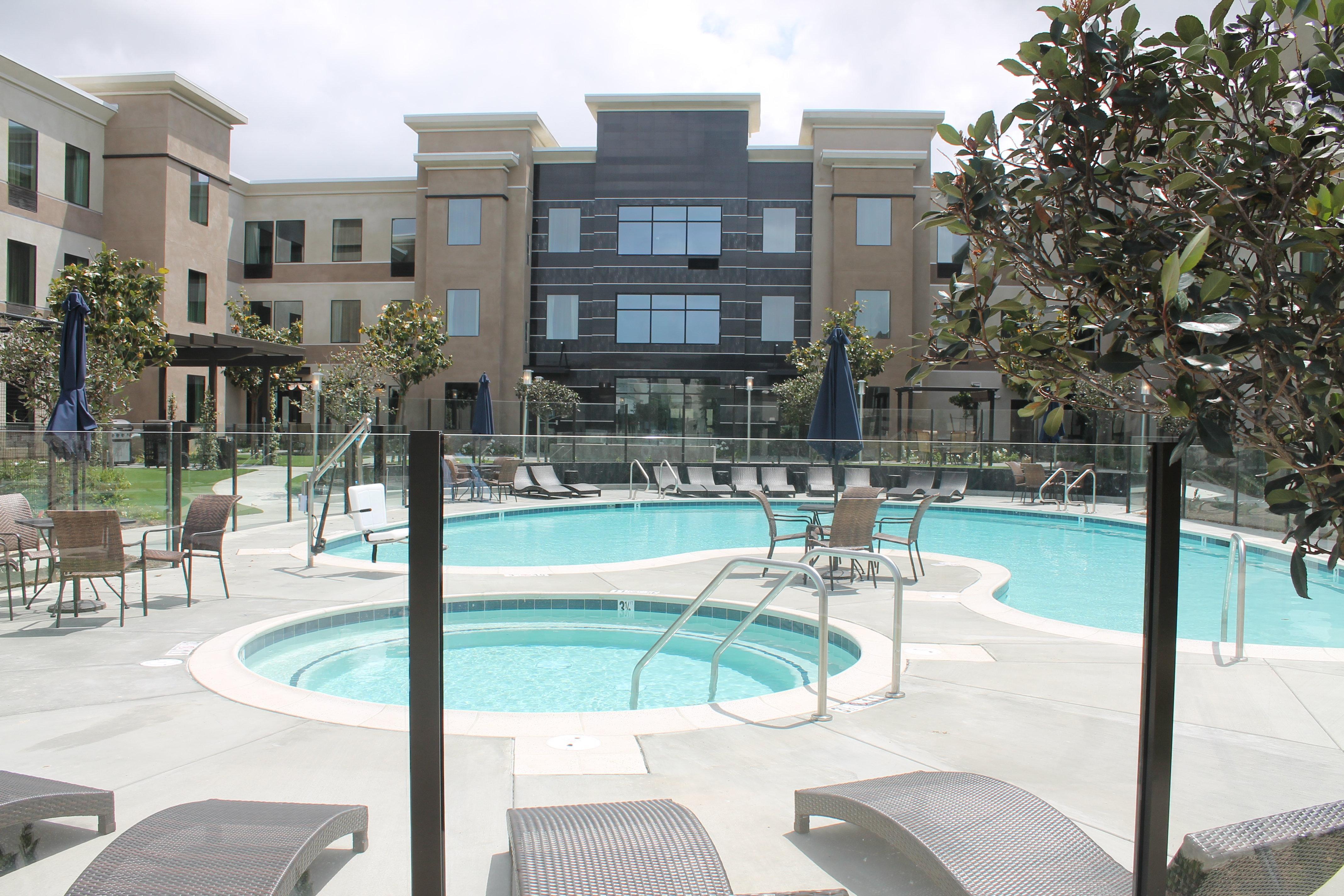 Holiday Inn Carlsbad/San Diego By Ihg Exterior photo