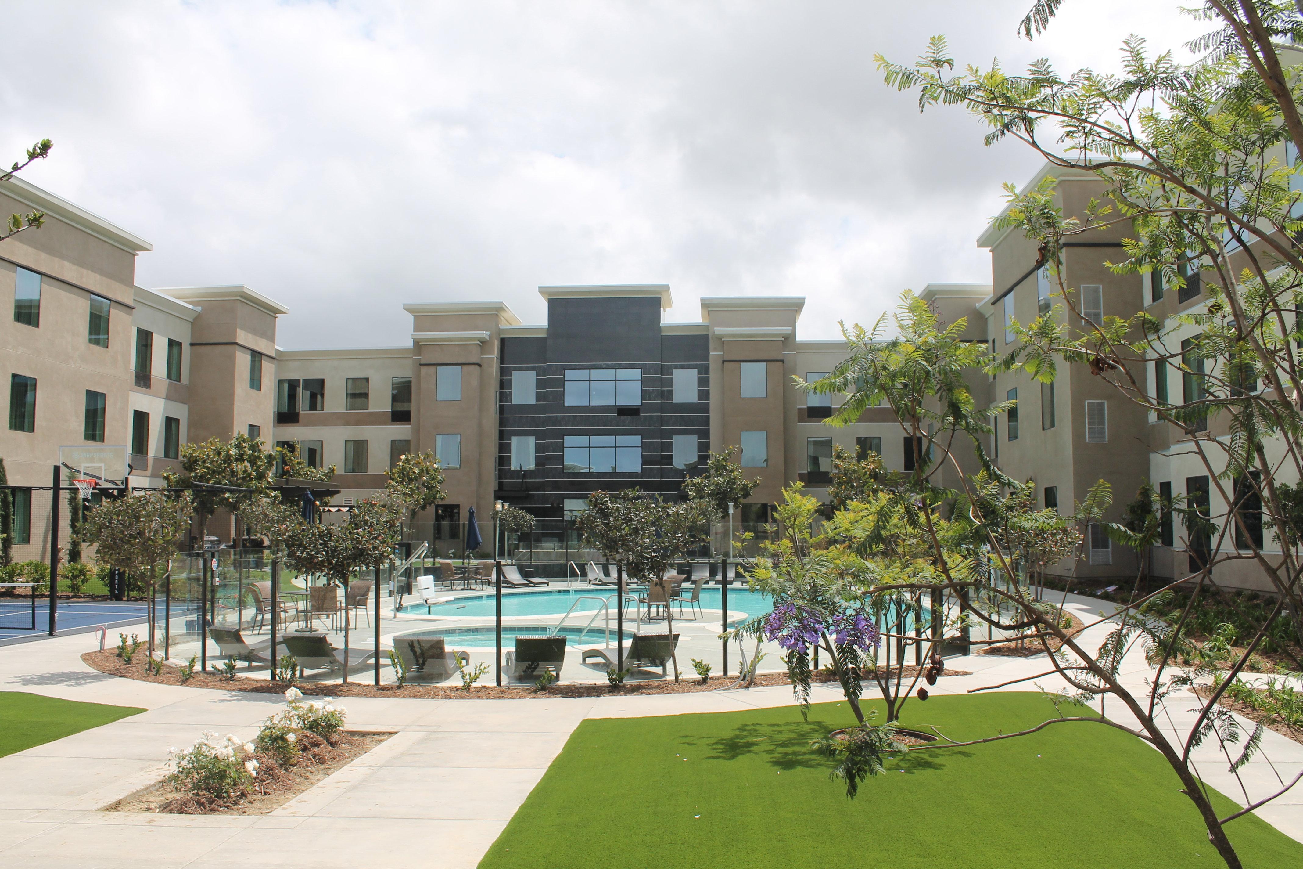 Holiday Inn Carlsbad/San Diego By Ihg Exterior photo