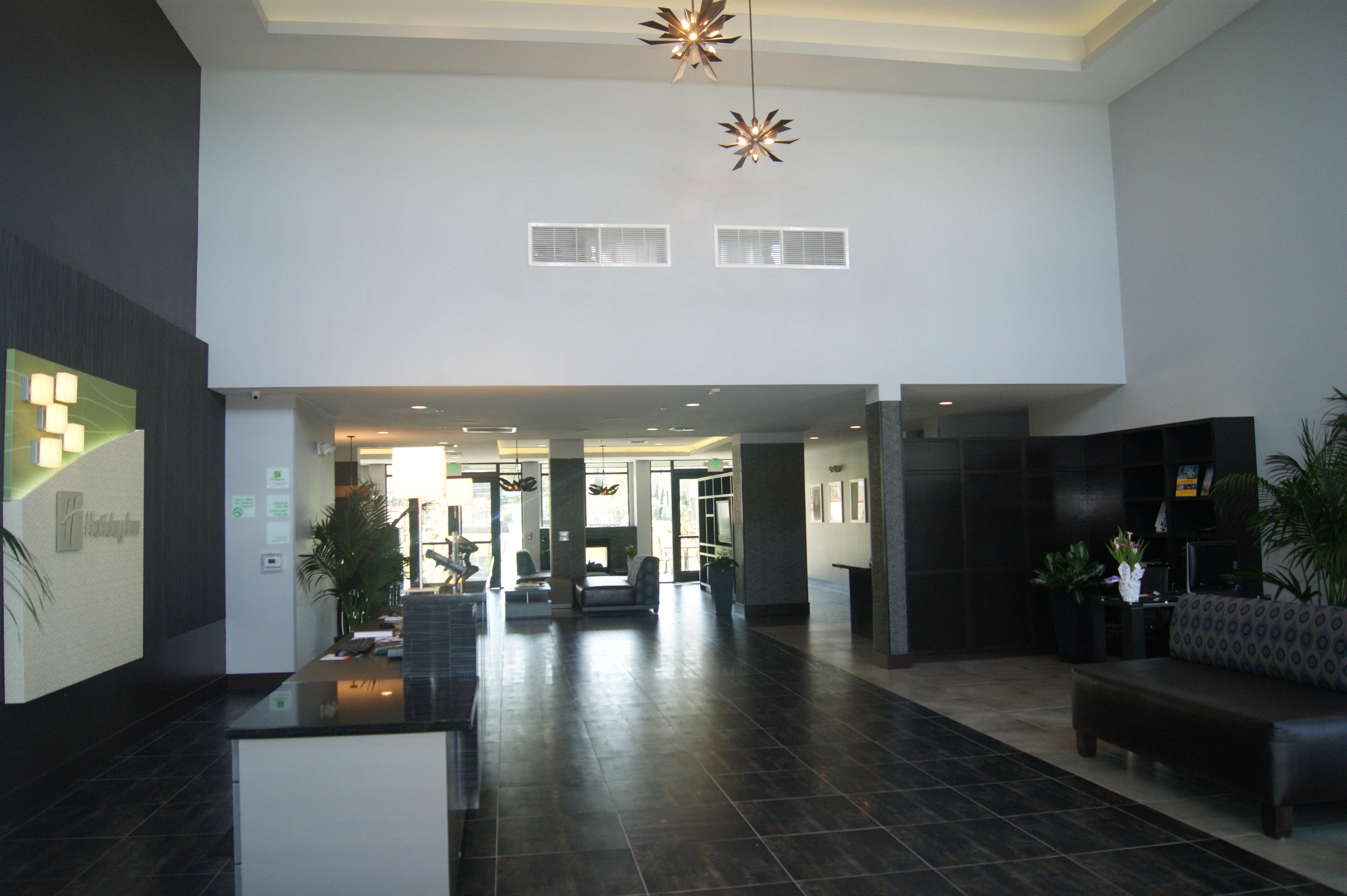 Holiday Inn Carlsbad/San Diego By Ihg Exterior photo