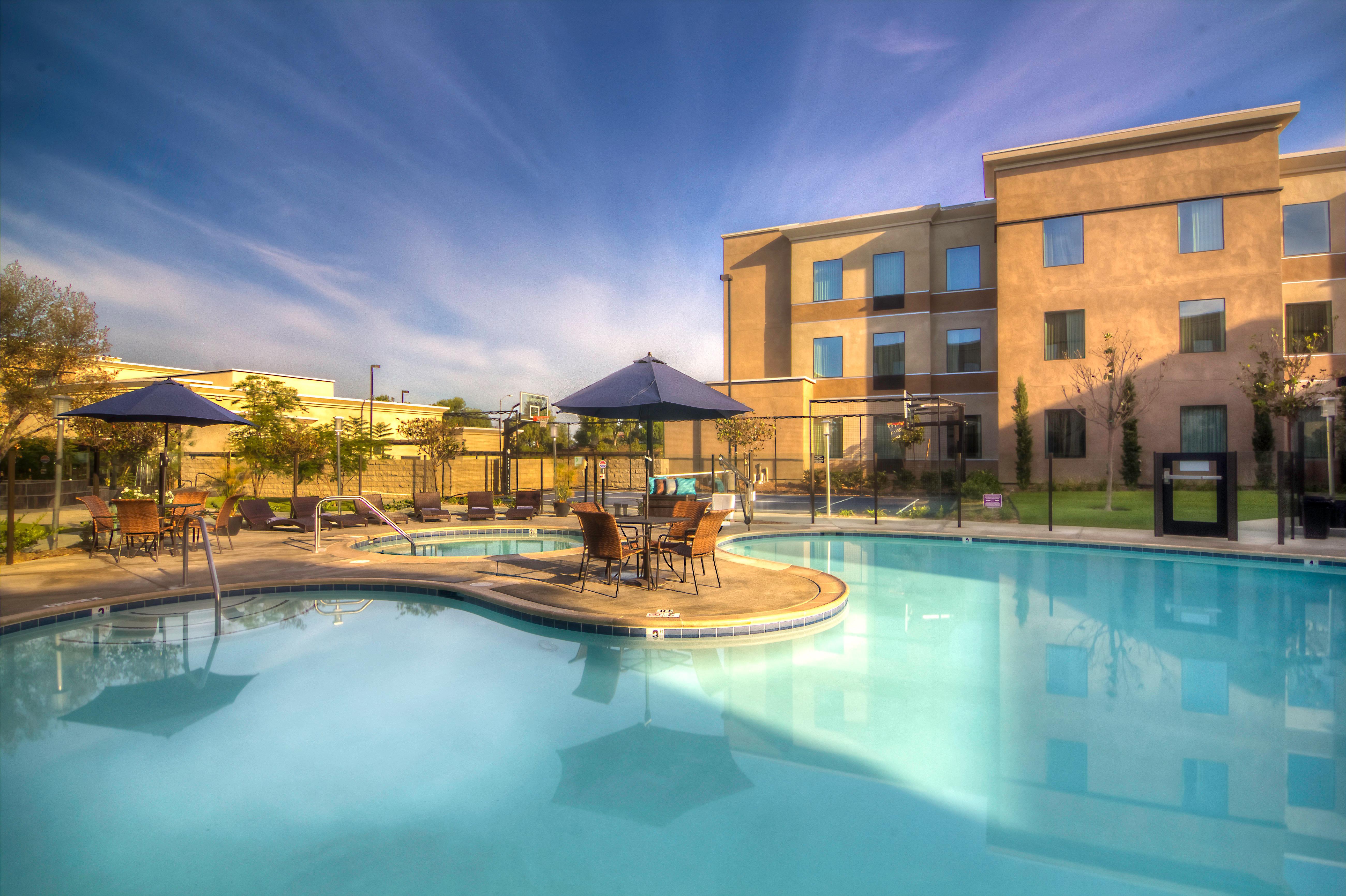 Holiday Inn Carlsbad/San Diego By Ihg Exterior photo