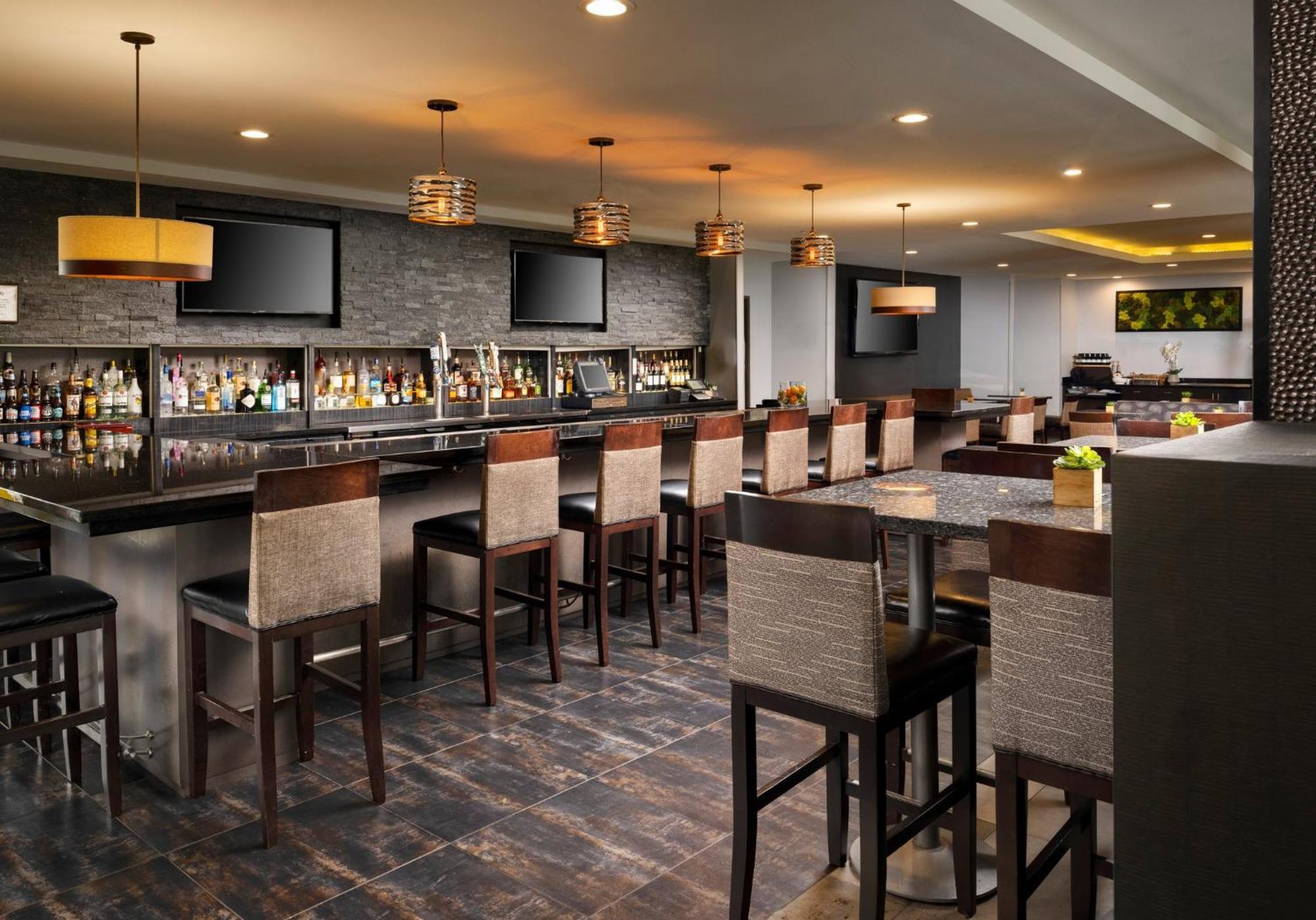 Holiday Inn Carlsbad/San Diego By Ihg Exterior photo