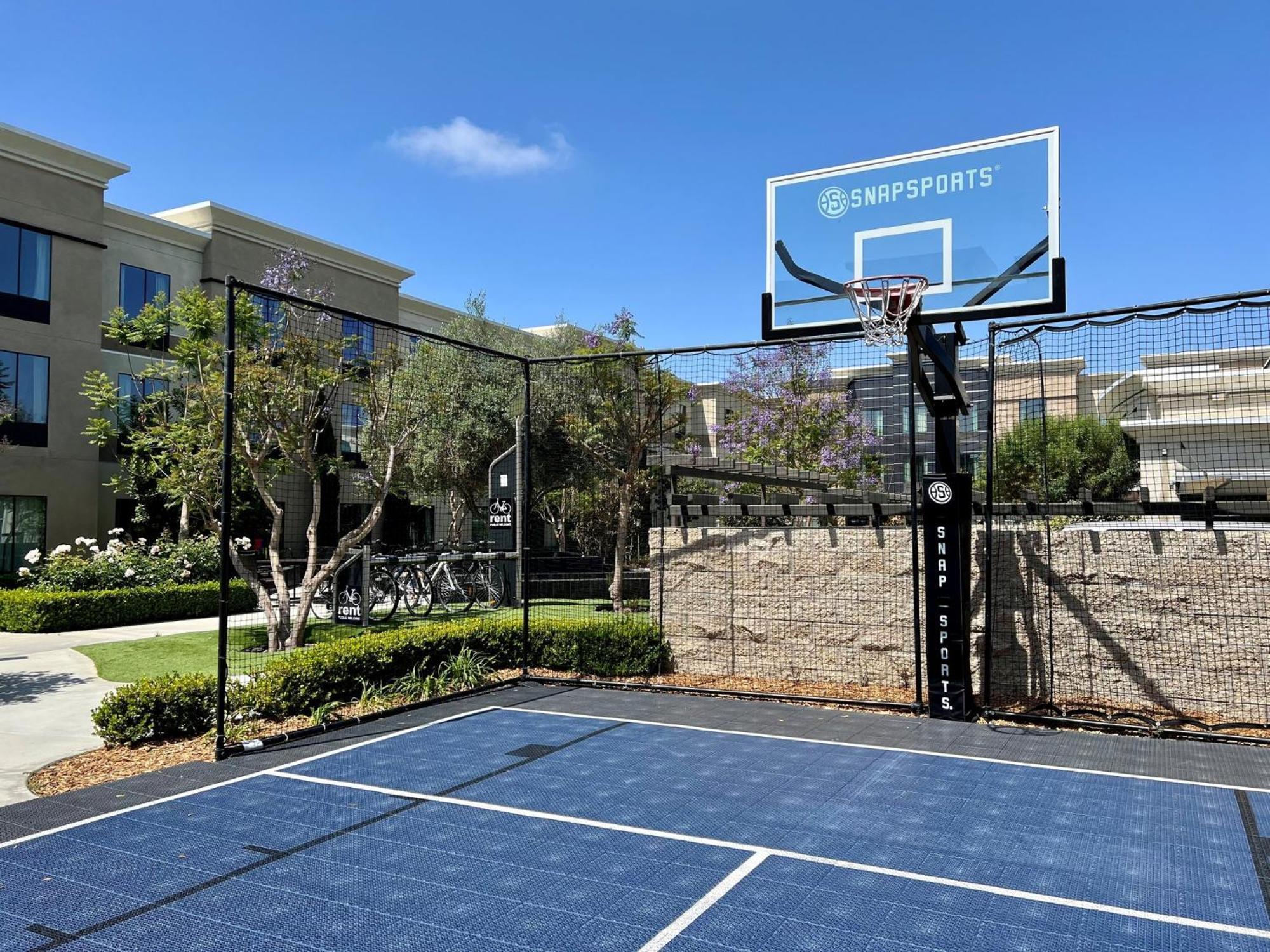 Holiday Inn Carlsbad/San Diego By Ihg Exterior photo