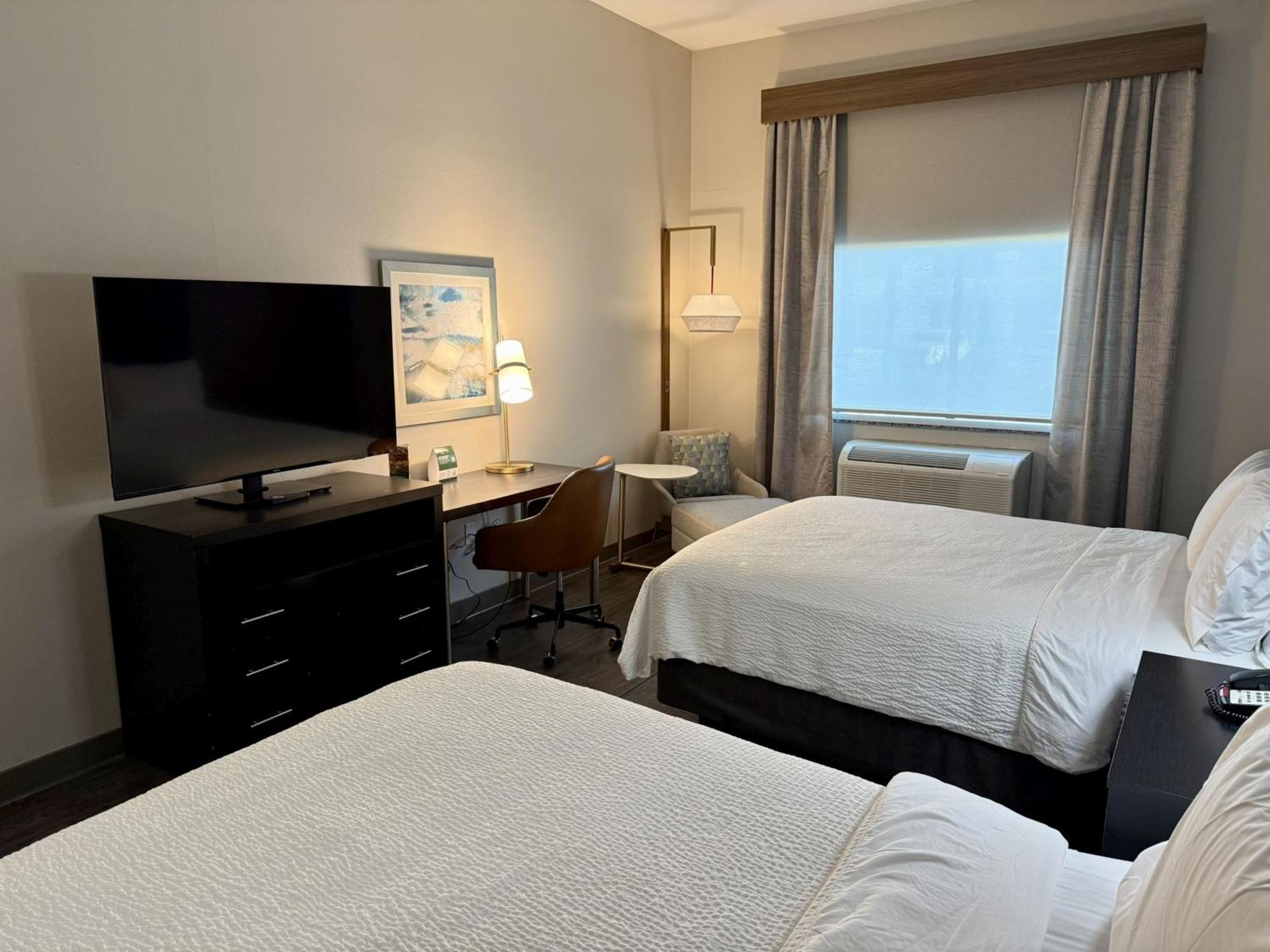 Holiday Inn Carlsbad/San Diego By Ihg Exterior photo